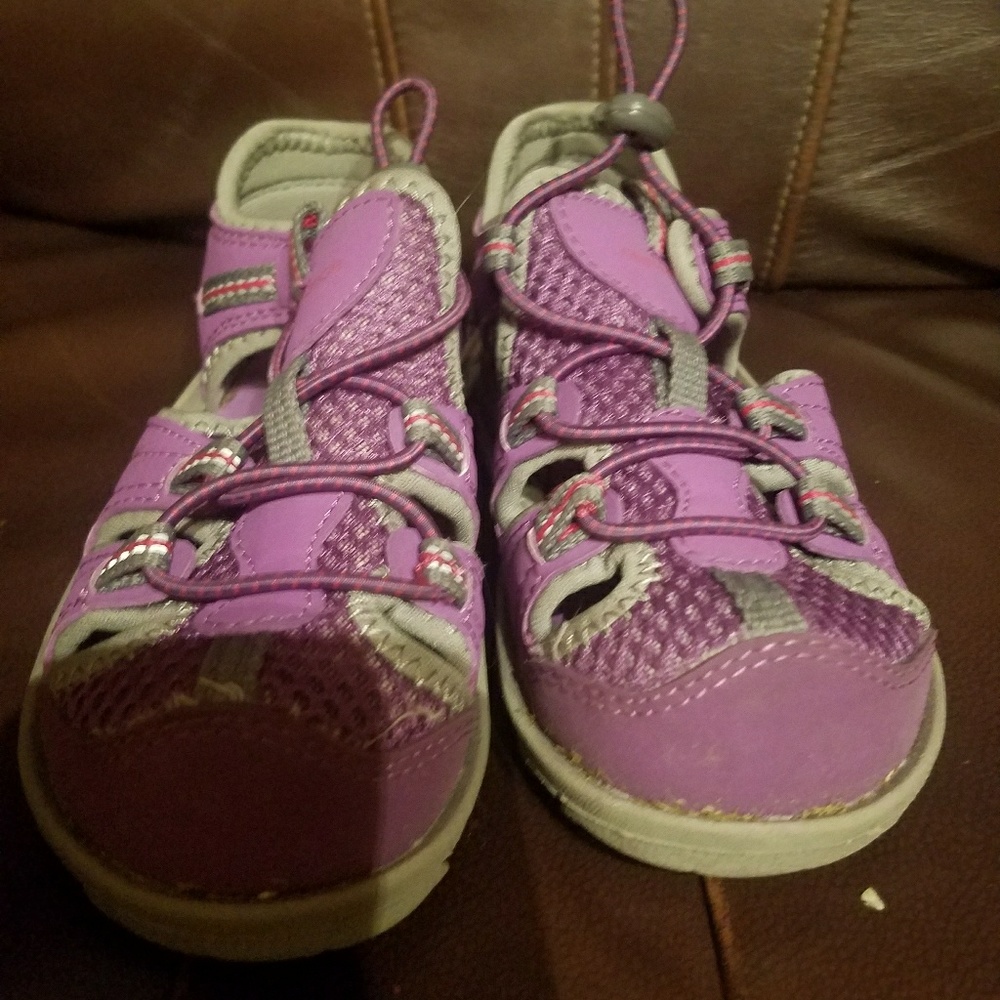 Sandals - Picture 2 of 4